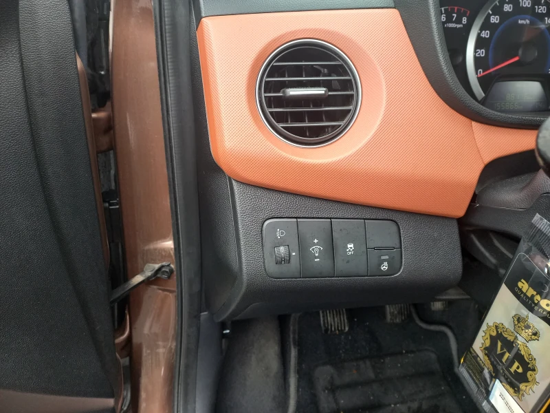 Hyundai I10 Лимитирана серия, снимка 7 - Автомобили и джипове - 52354416