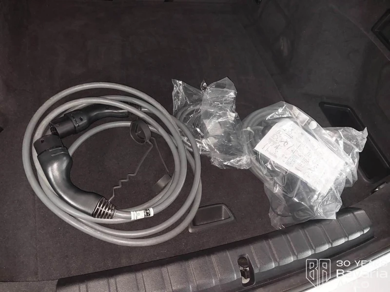 BMW i4 40 xDrive M Sport Paket, снимка 13 - Автомобили и джипове - 52834436