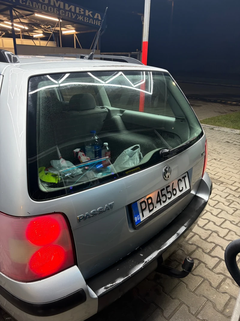 VW Passat, снимка 12 - Автомобили и джипове - 53502141