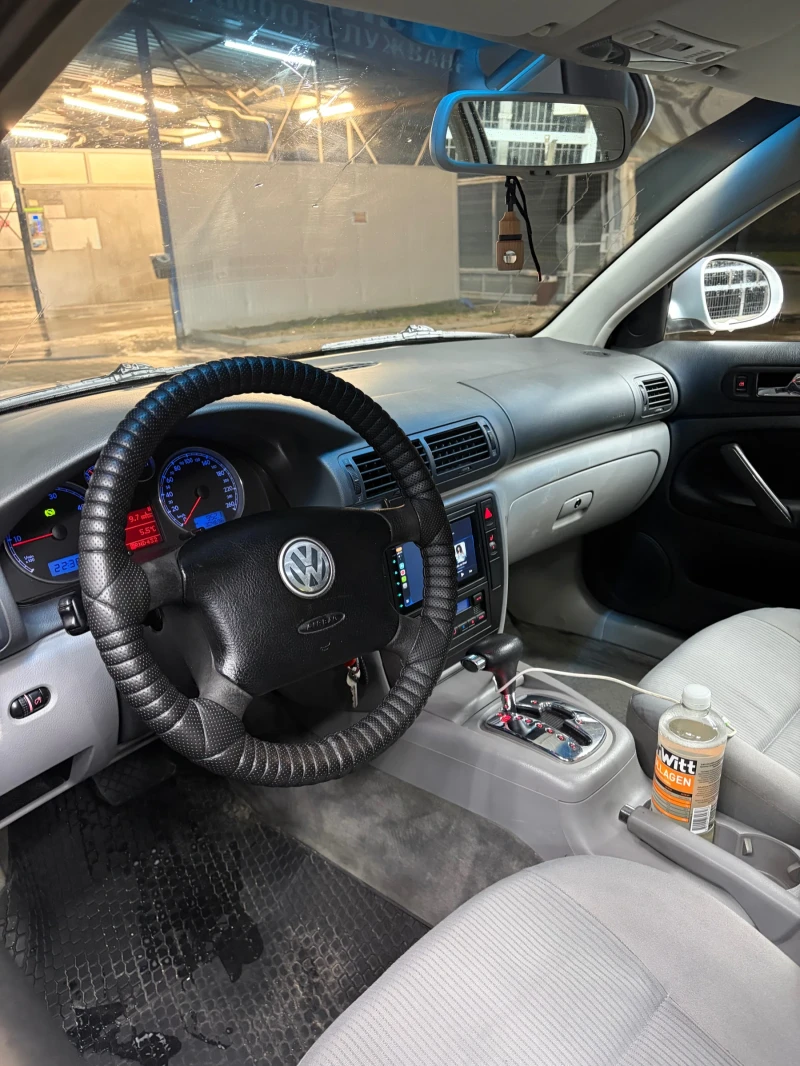 VW Passat, снимка 6 - Автомобили и джипове - 53502141