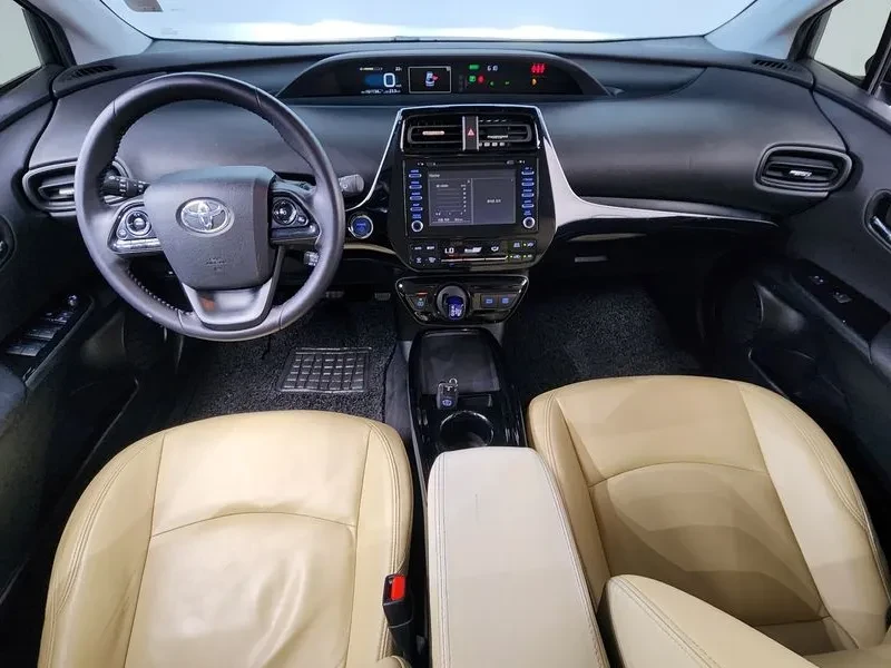 Toyota Prius 1.8 Хибрид, снимка 3 - Автомобили и джипове - 55432781
