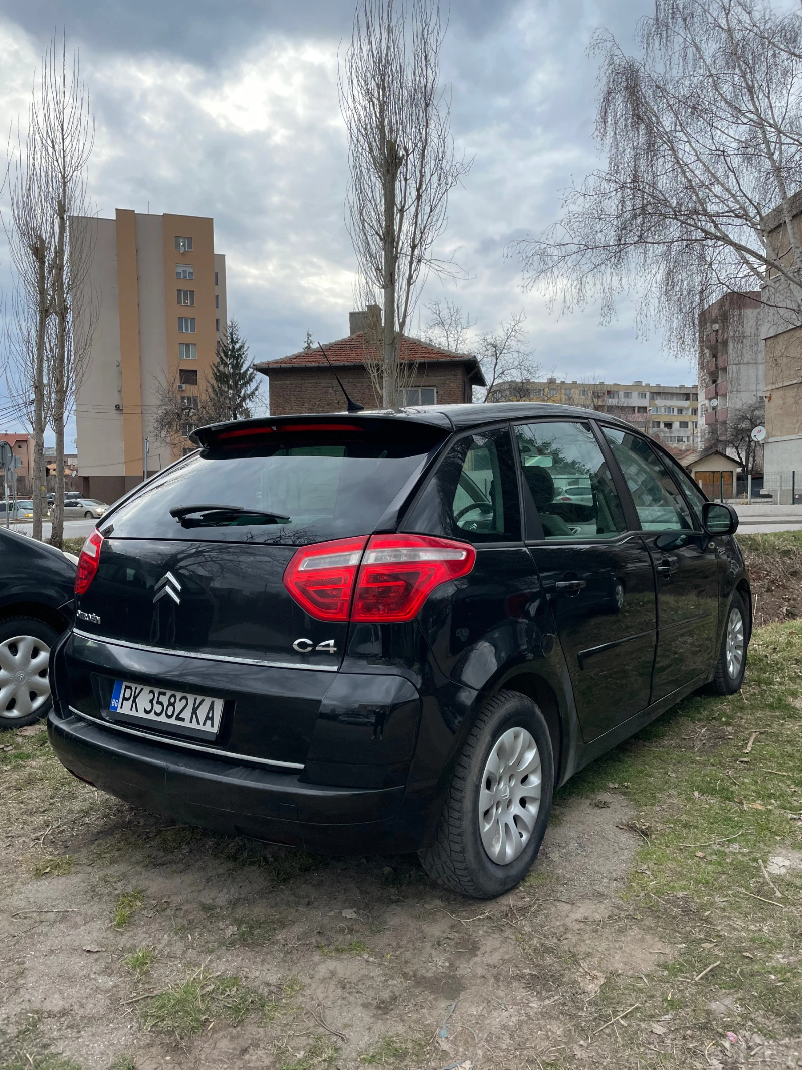 Citroen C4 Picasso 1.6 HDi - изображение 3