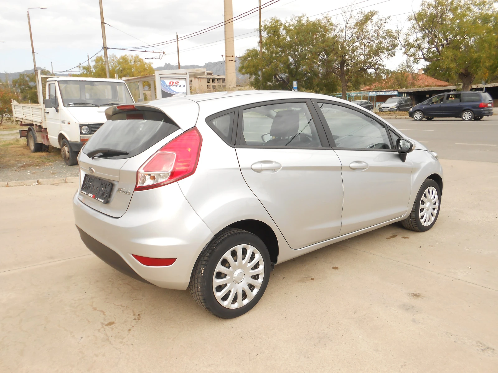 Ford Fiesta 1.4i-Gpl-Euro-6B - изображение 5