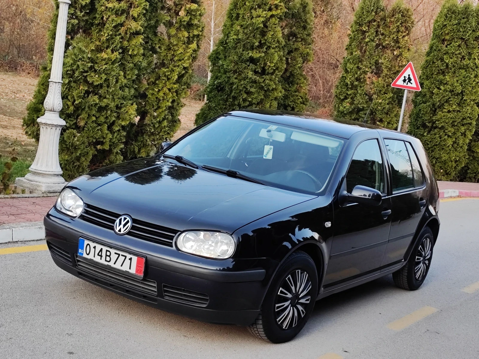 VW Golf 1.4I 16V(75)* НОВ ВНОС*  - изображение 2