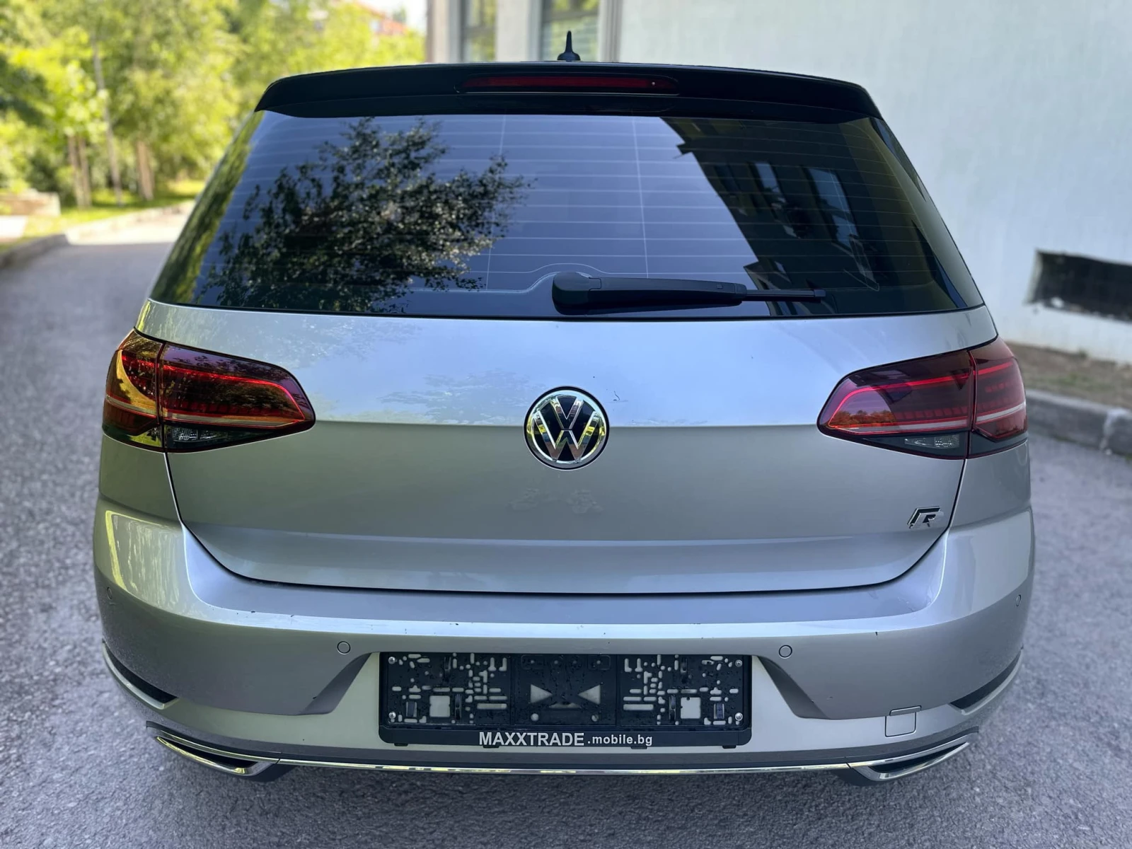 VW Golf 2.0d / АВТОМАТИК - изображение 6