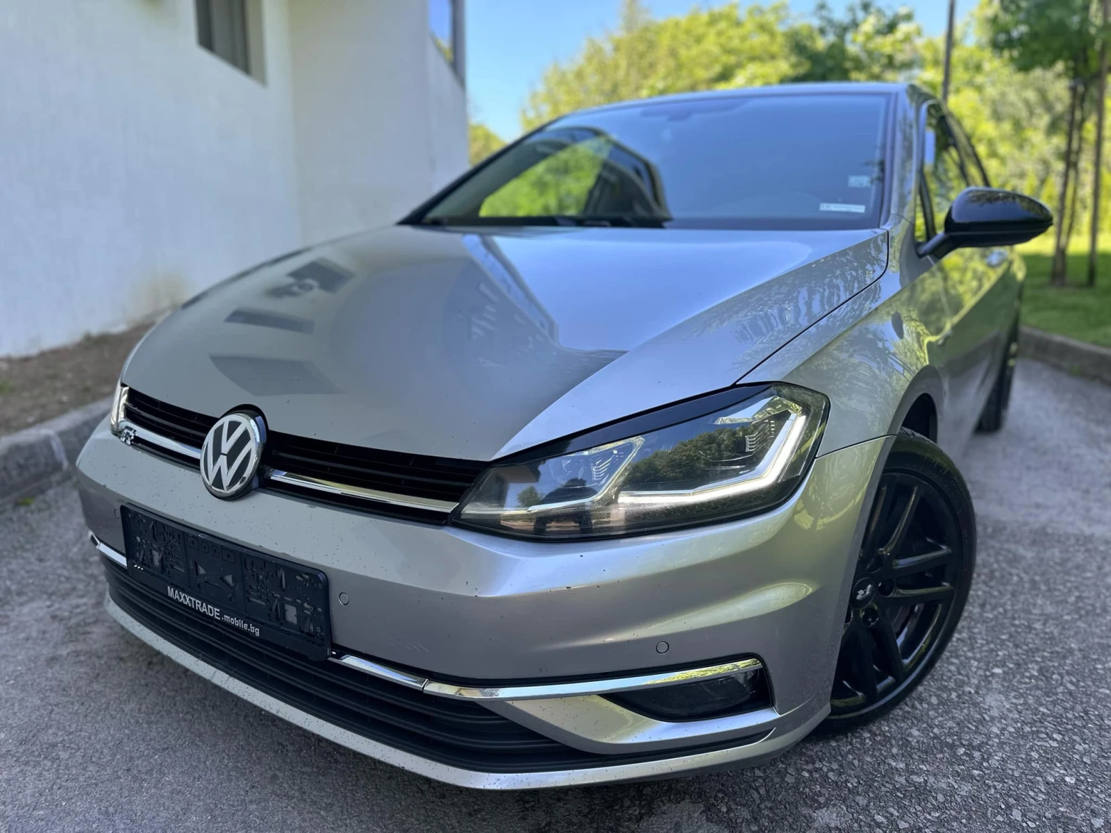 VW Golf 2.0d / АВТОМАТИК - изображение 3