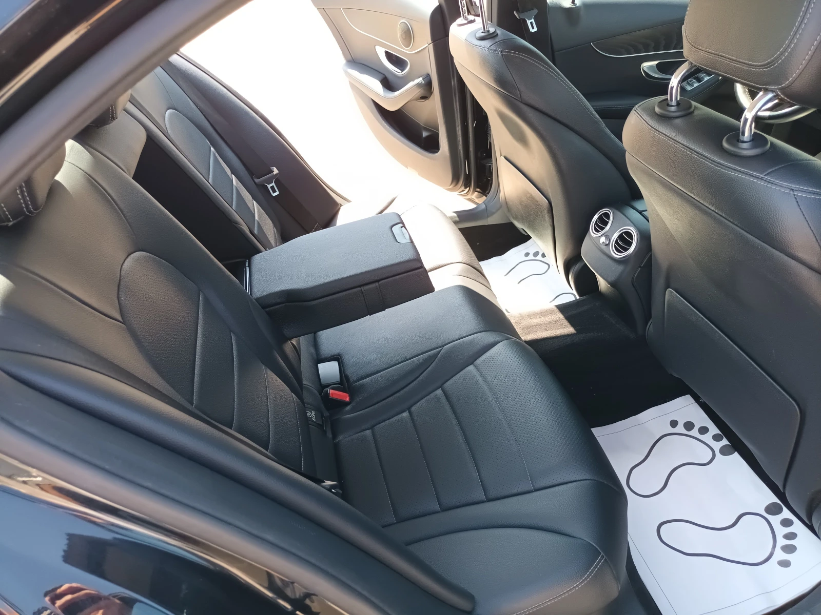 Mercedes-Benz C 300 6.3AMG Face/BURMESTER/4Matik - изображение 10