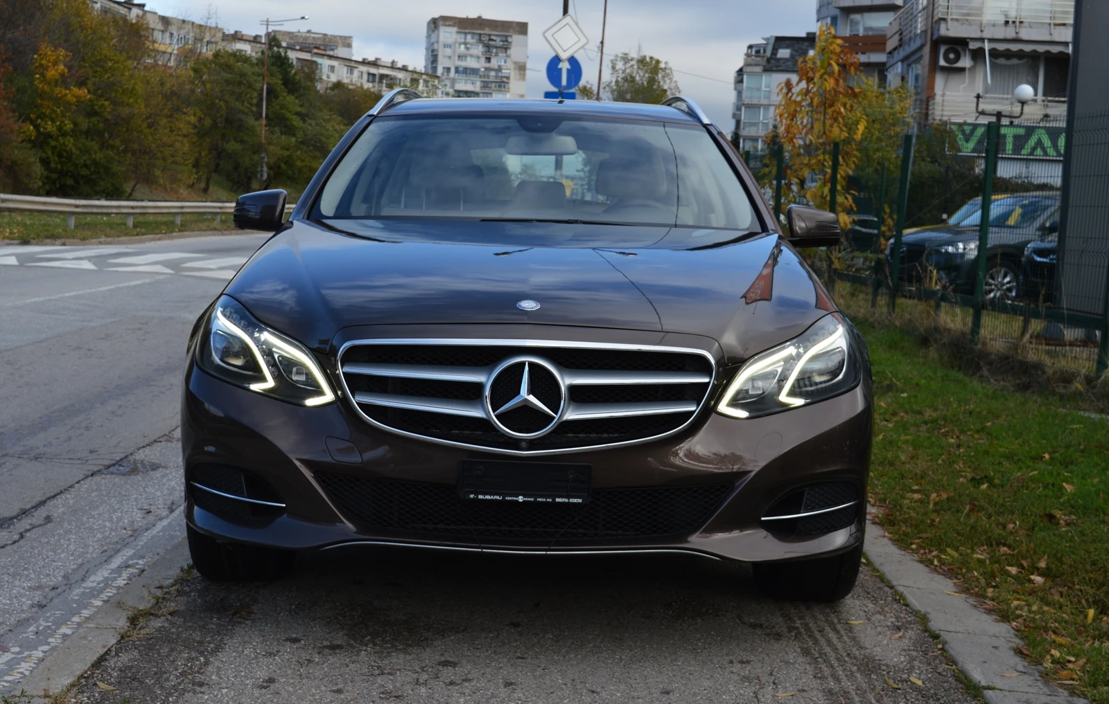 Mercedes-Benz E 300 3.5i Full ШВЕЙЦАРИЯ - изображение 2