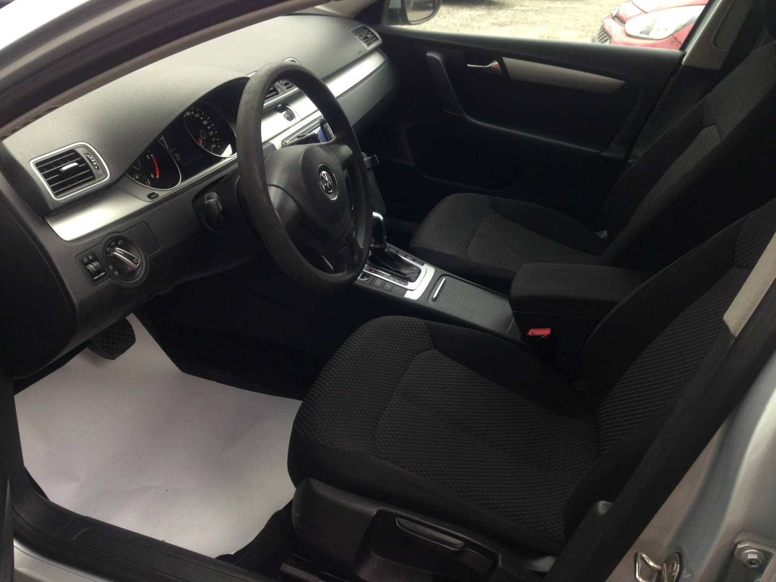 VW Passat B7/2.0TDI/140/Автоматик/NAVI/Euro5B - изображение 10