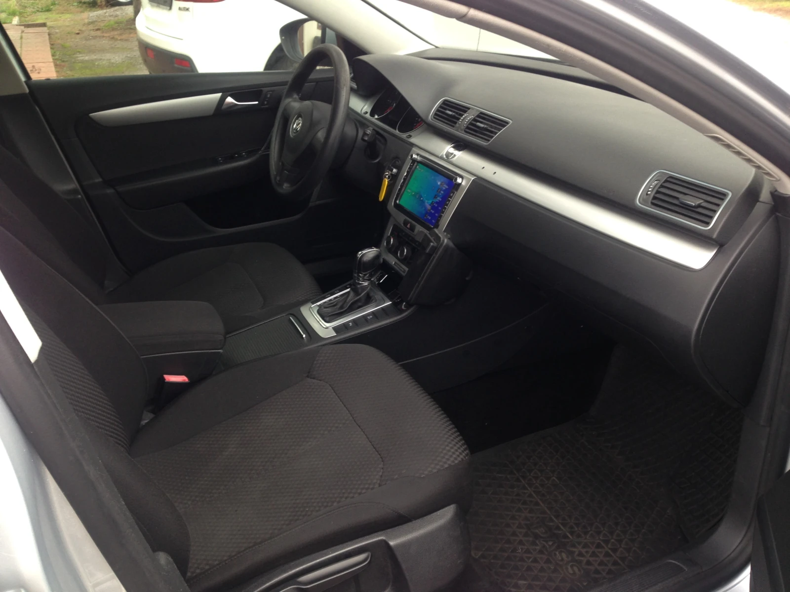 VW Passat B7/2.0TDI/140/Автоматик/NAVI/Euro5B - изображение 4