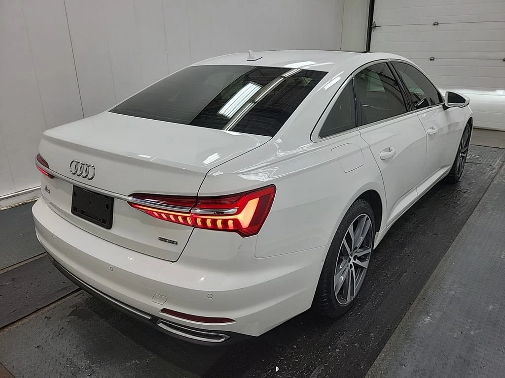 Audi A6 55tfsi * TECHNIK * Амбиентно осветление * CARFAX * - изображение 4