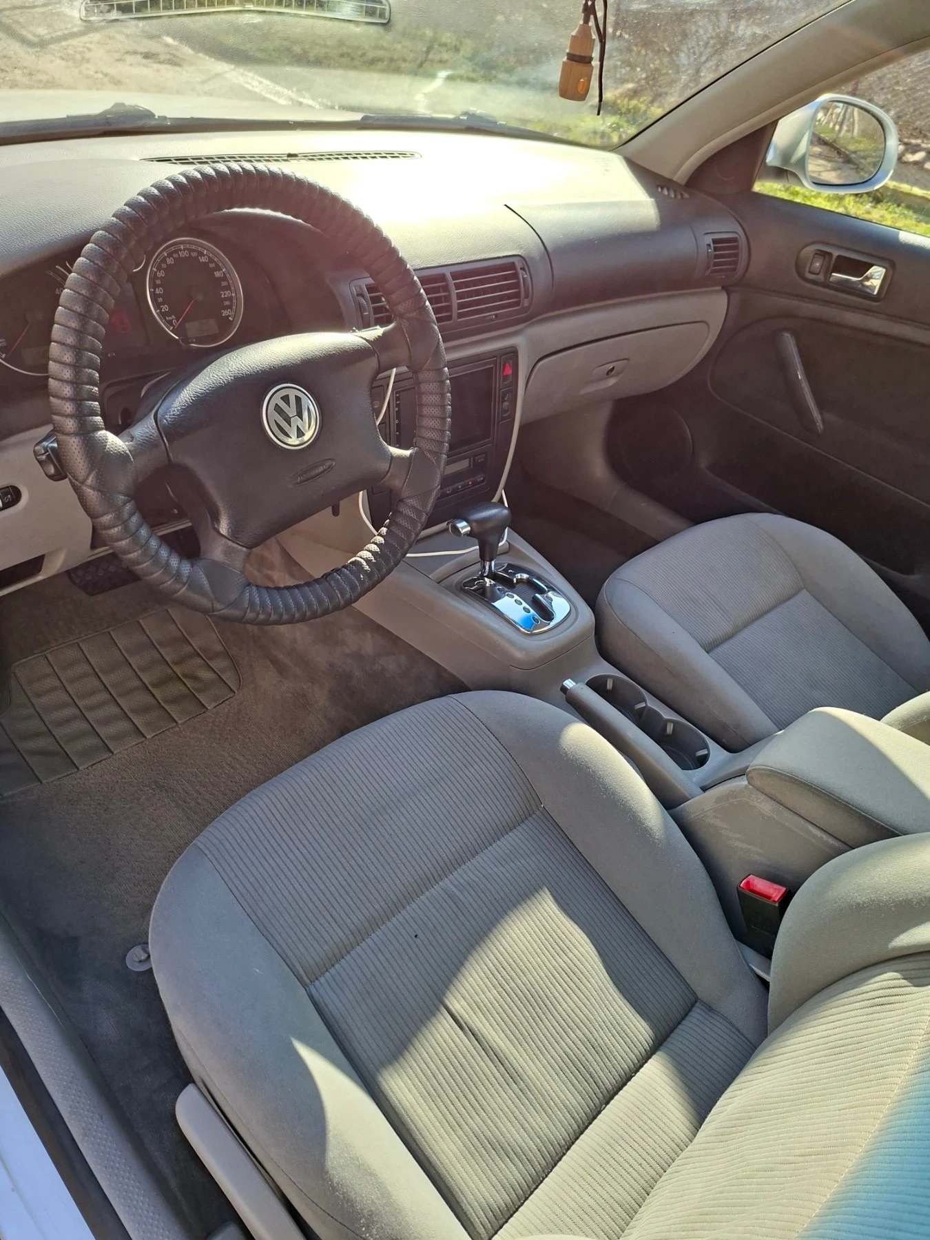 VW Passat  - изображение 5