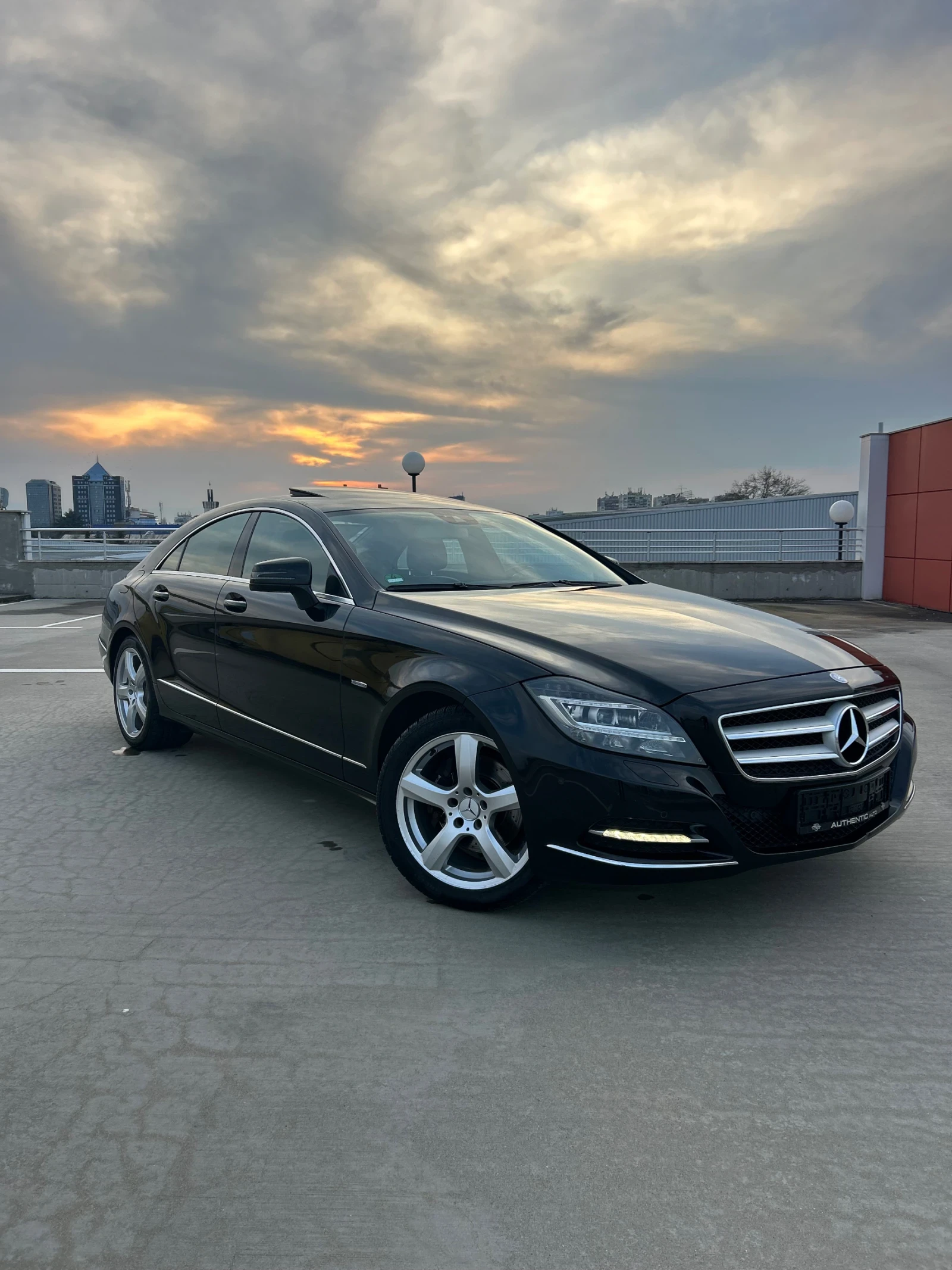 Mercedes-Benz CLS 350 LED // ПРУЖИНИ 