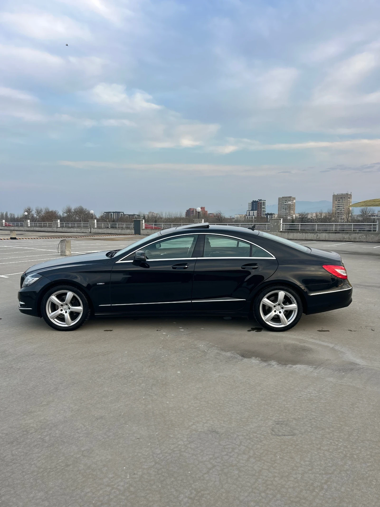 Mercedes-Benz CLS 350 LED // ПРУЖИНИ , снимка 6 - Автомобили и джипове - 53713565