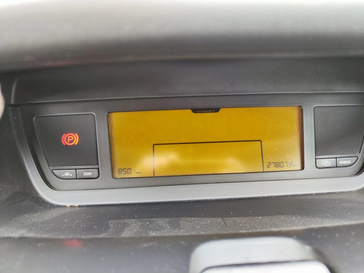 Citroen C4 Picasso, снимка 6 - Автомобили и джипове - 53848898