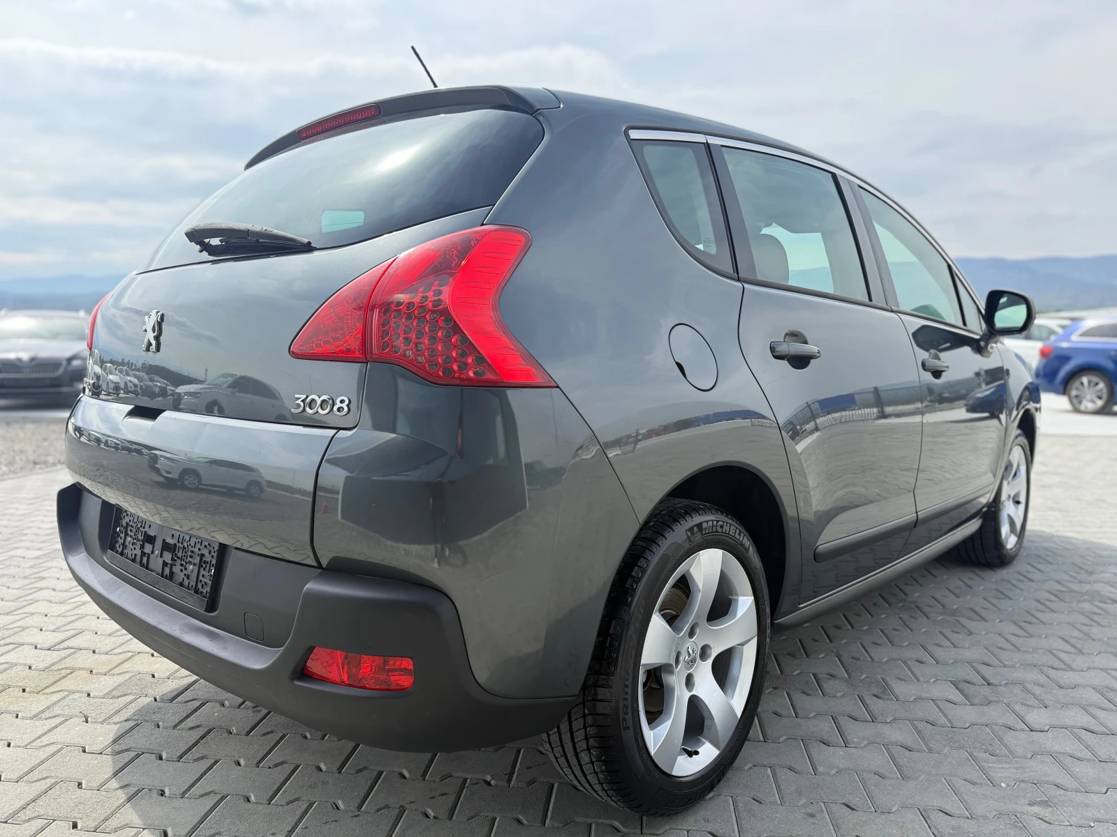 Peugeot 3008 1.6hdi 109 ks , снимка 5 - Автомобили и джипове - 54180794