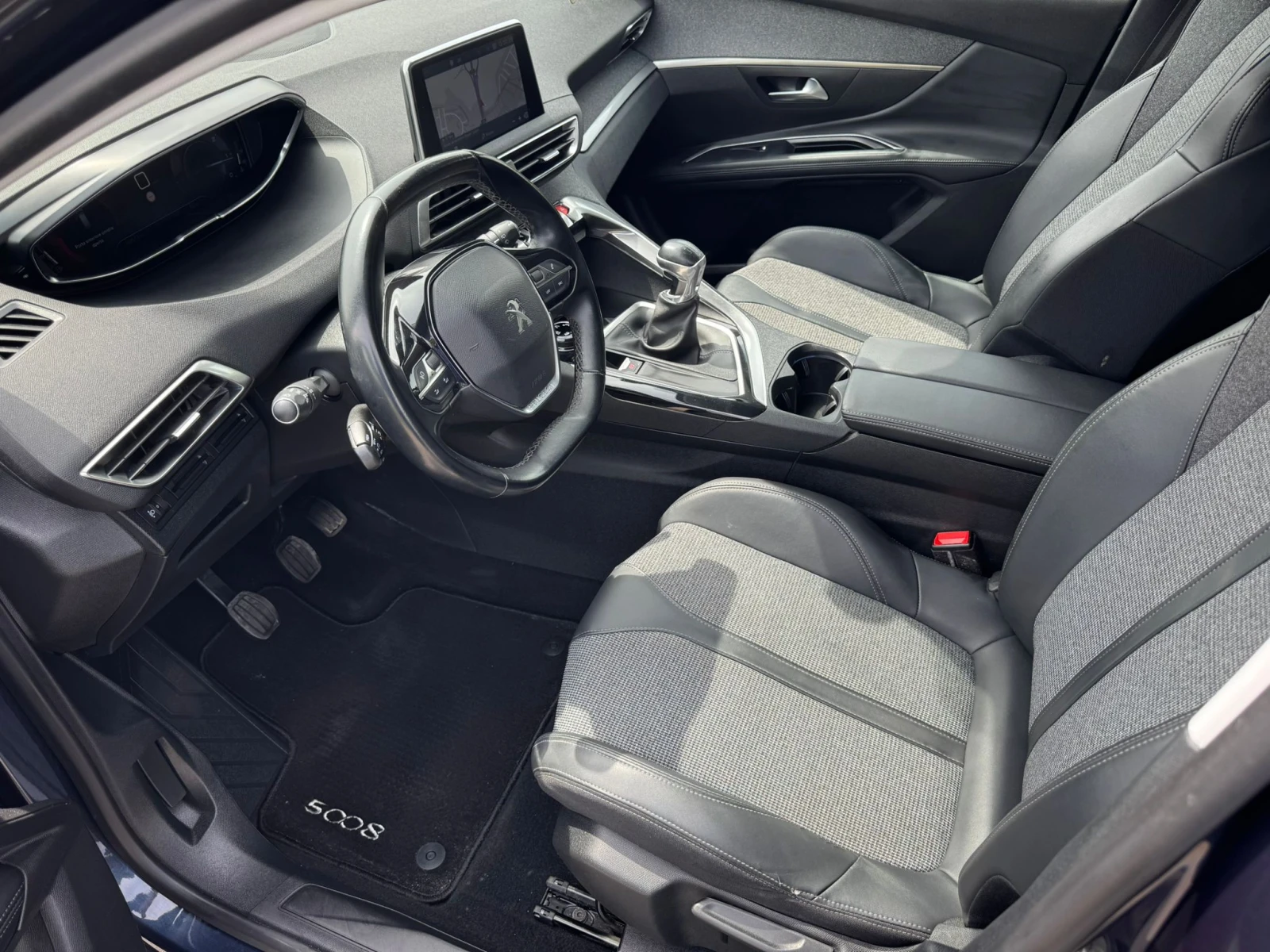 Peugeot 5008 1.5  , снимка 8 - Автомобили и джипове - 54570786