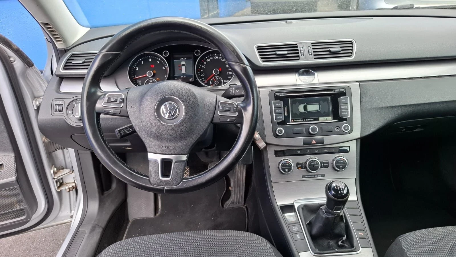 VW Passat 1.4tsi, снимка 9 - Автомобили и джипове - 55378270