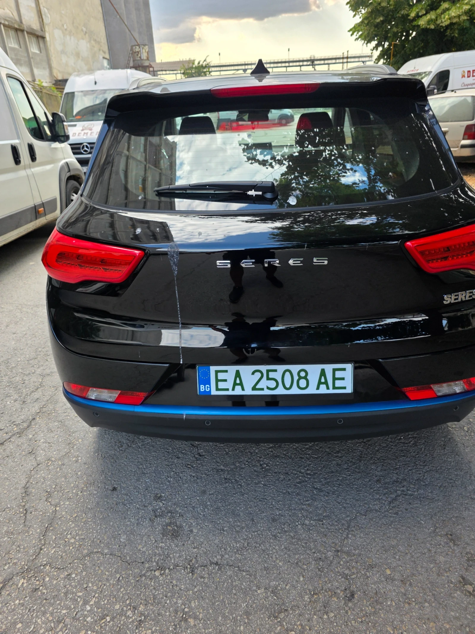 DFSK Seres 5 Suv, снимка 2 - Автомобили и джипове - 55578540