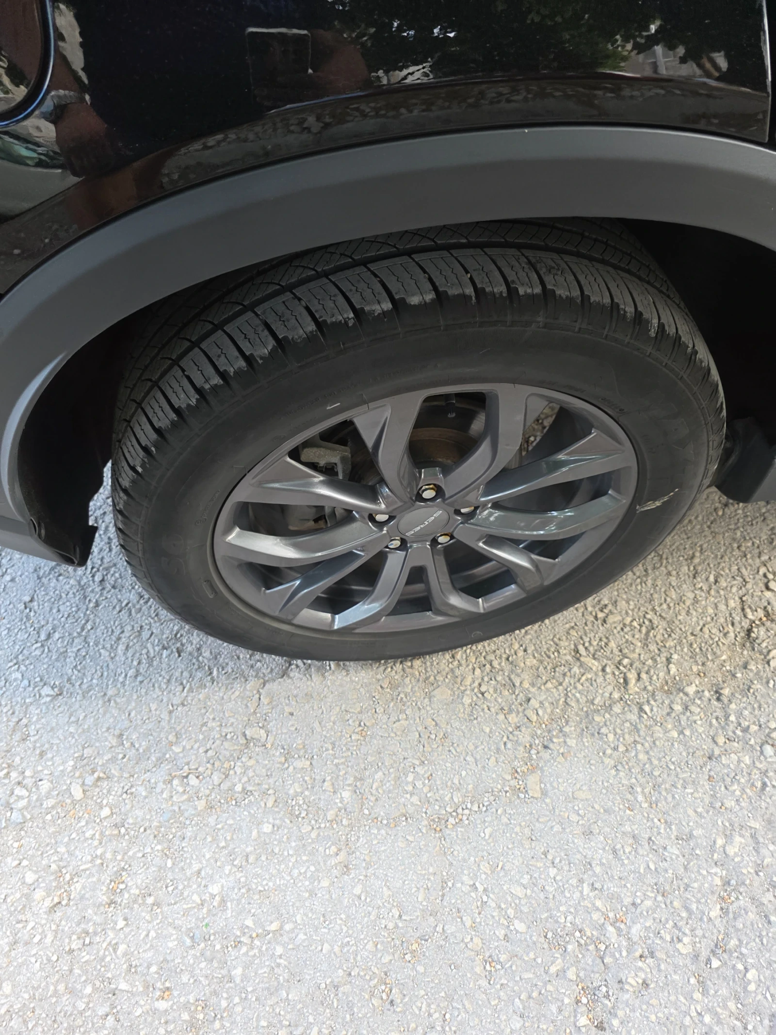 DFSK Seres 5 Suv, снимка 5 - Автомобили и джипове - 55578540