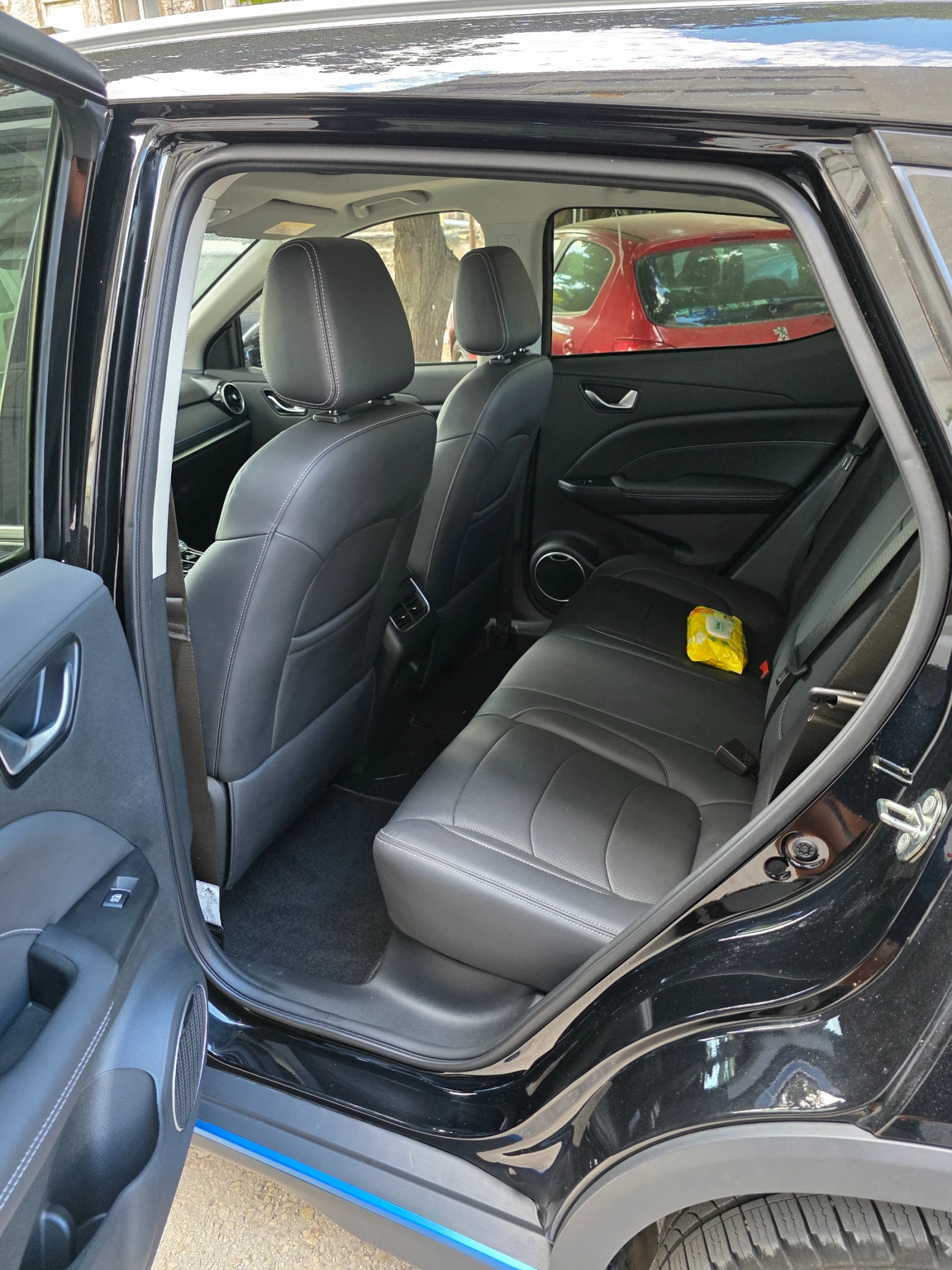DFSK Seres 5 Suv, снимка 11 - Автомобили и джипове - 55578540