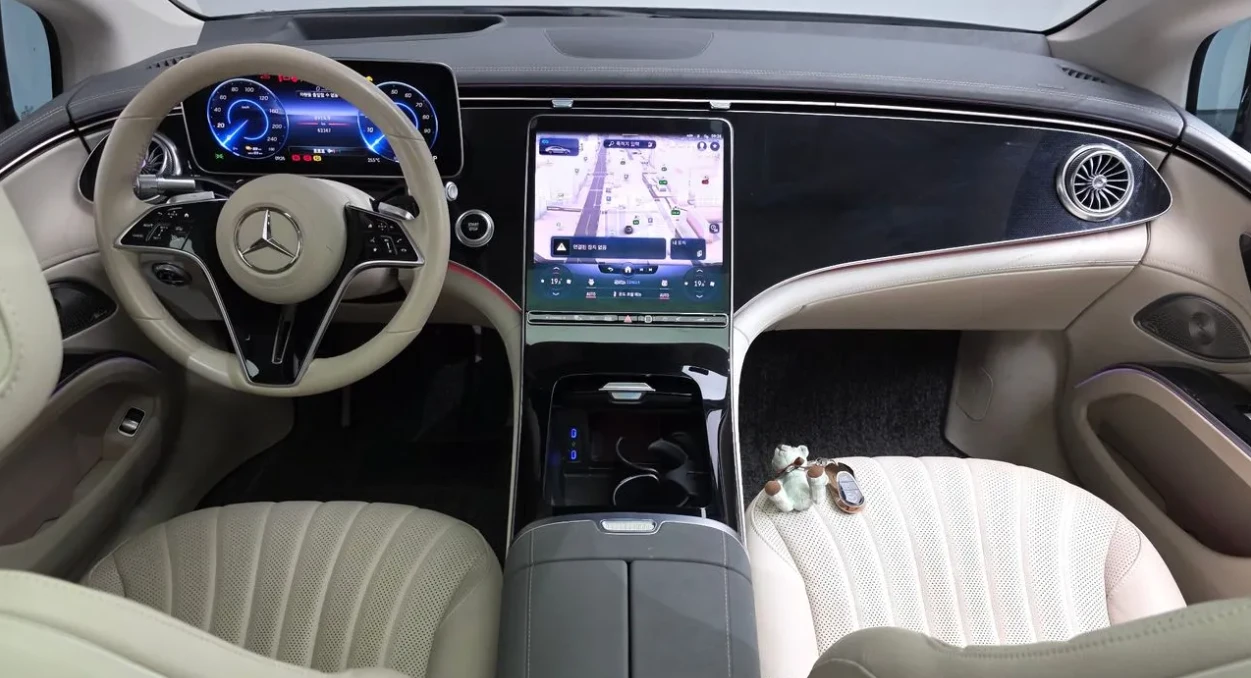 Mercedes-Benz EQS PANO* ОБДУХ* КОЖА* HUD* 360, снимка 9 - Автомобили и джипове - 55600149
