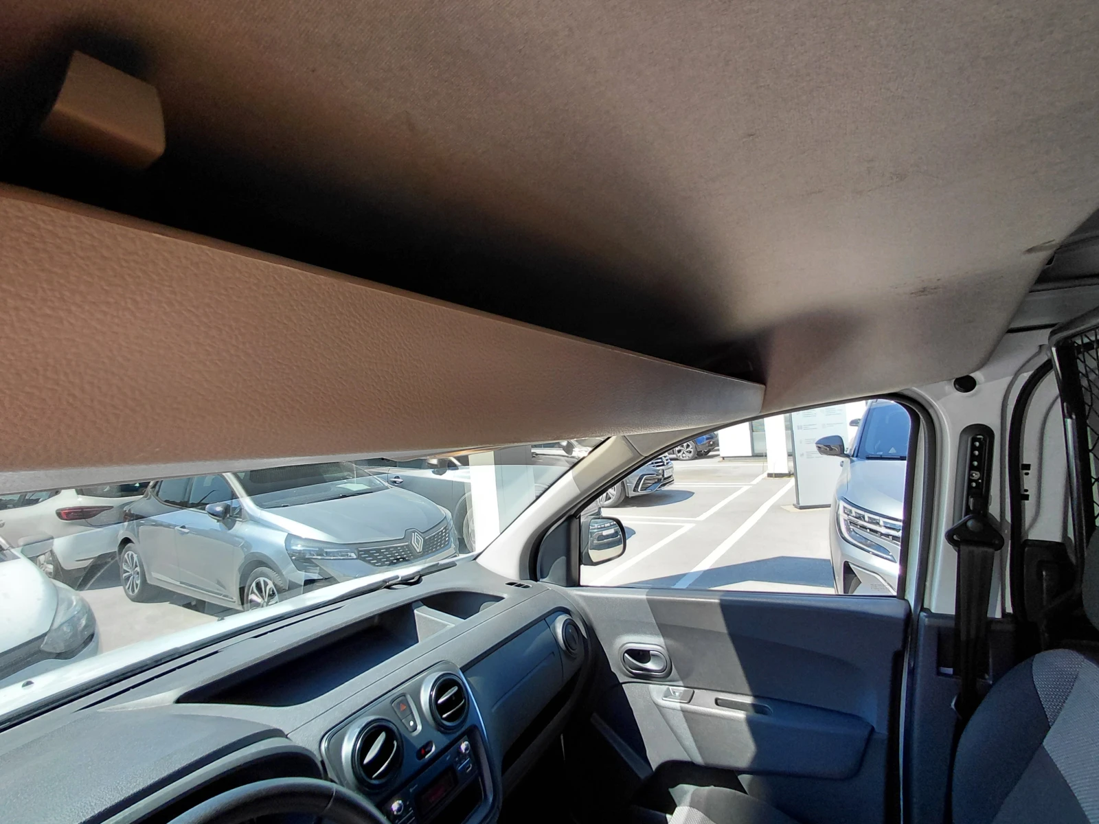 Dacia Dokker 1.5 dCi/75к.с/Ambiance/N1, снимка 15 - Автомобили и джипове - 55738917