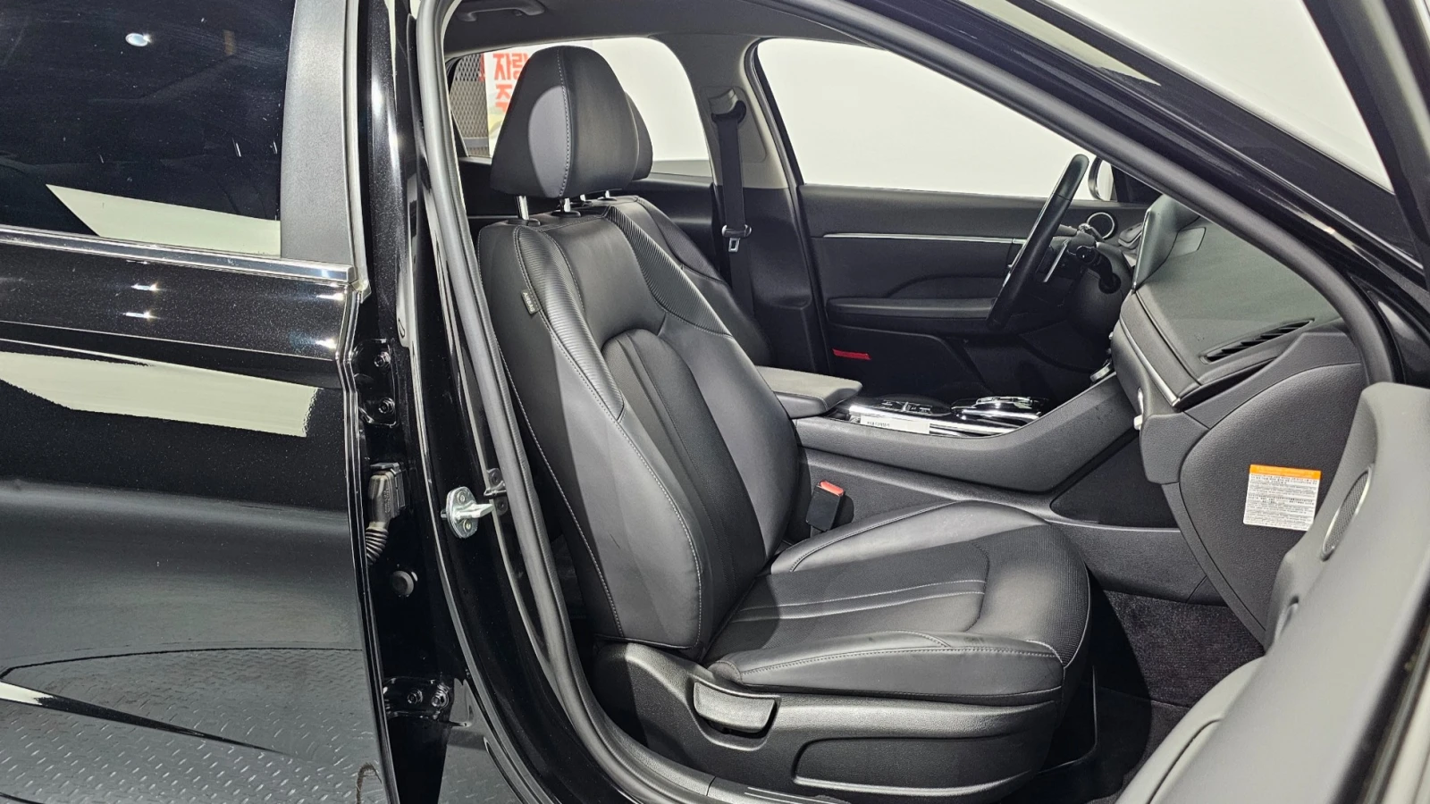 Hyundai Sonata (DN8) Premium, снимка 14 - Автомобили и джипове - 56016950
