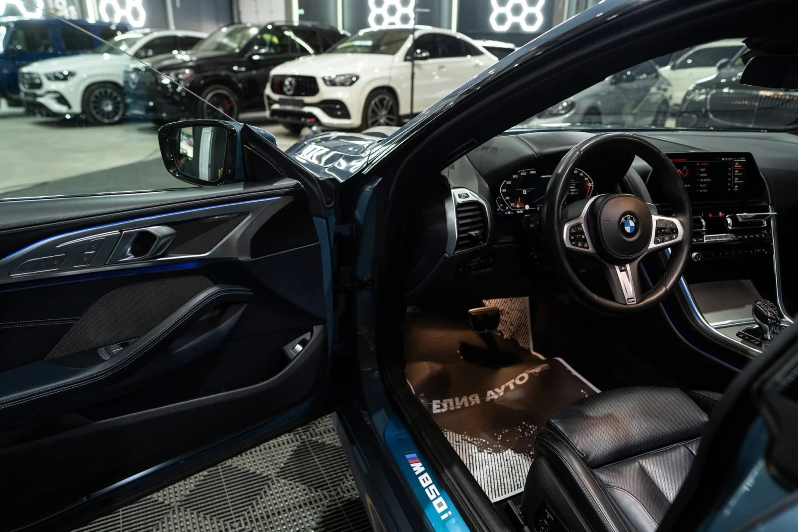 BMW 850 I XDRIVE FULL M SPORT LED ���� H&K ������ 100% | Mobile.bg � ����������� 11