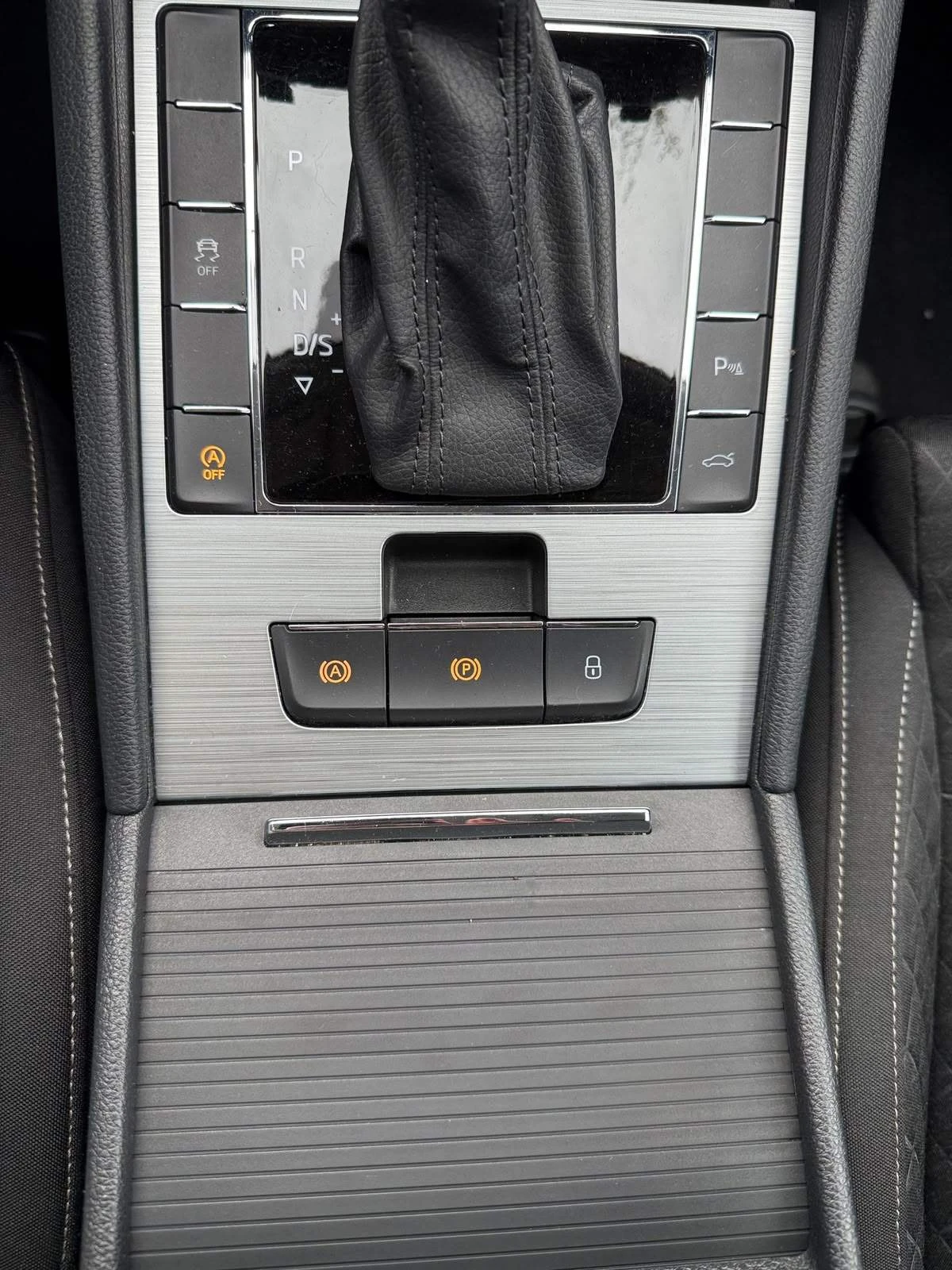 Skoda Superb 2019, снимка 7 - Автомобили и джипове - 56652963