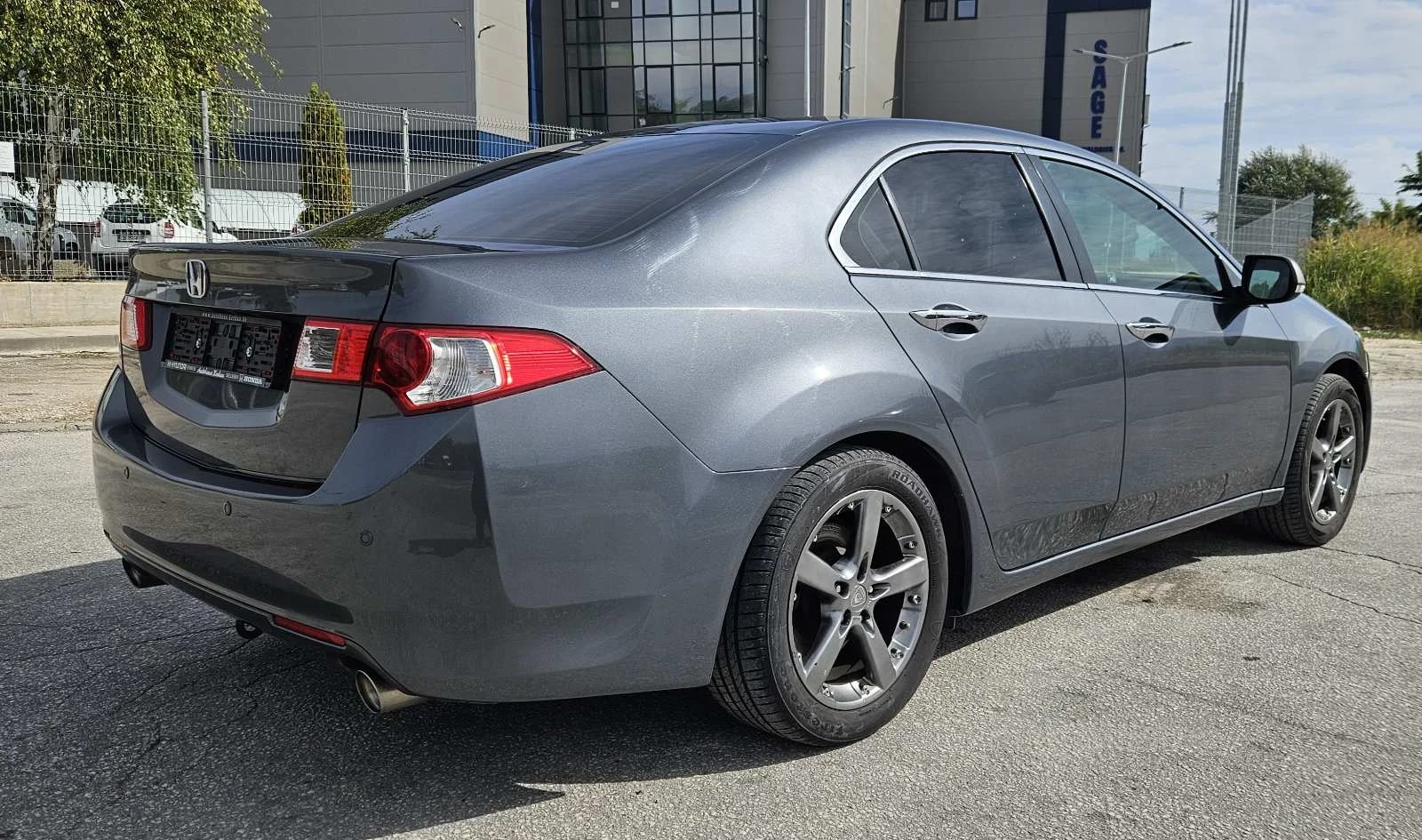Honda Accord 2.4 201k.s. AUTOMATIC , снимка 3 - Автомобили и джипове - 56684306