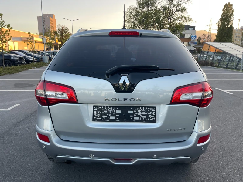 Renault Koleos 2.0 DCI* NAVI* ПАНОРАМА* ПОДГРЕВ* FULL* , снимка 5 - Автомобили и джипове - 47640142