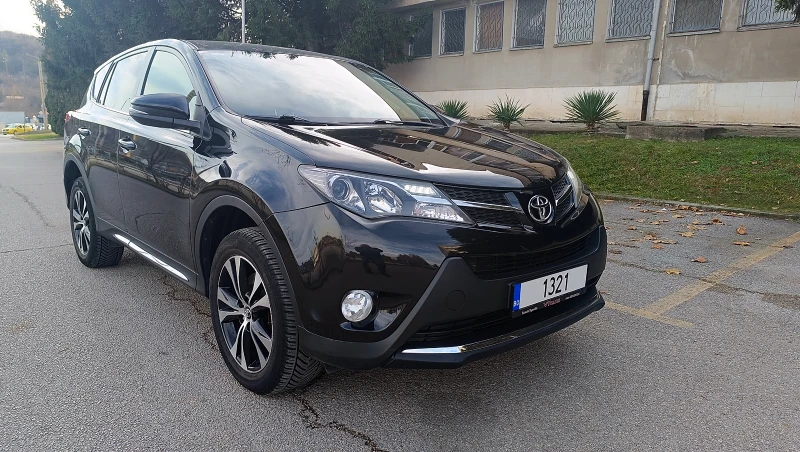 Toyota Rav4 2.0D4-D, снимка 7 - Автомобили и джипове - 48520831