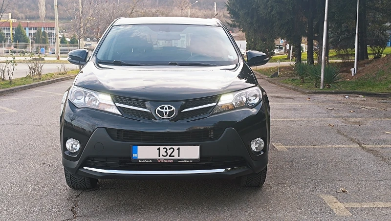 Toyota Rav4 2.0D4-D, снимка 8 - Автомобили и джипове - 48520831