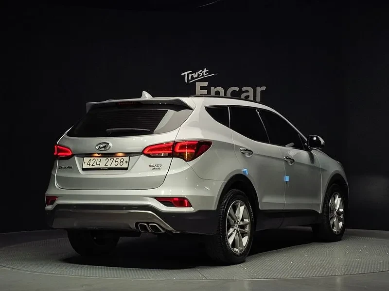 Hyundai Santa fe DIESEL 2.2 4WD EXCLUSIVE, снимка 3 - Автомобили и джипове - 55307661
