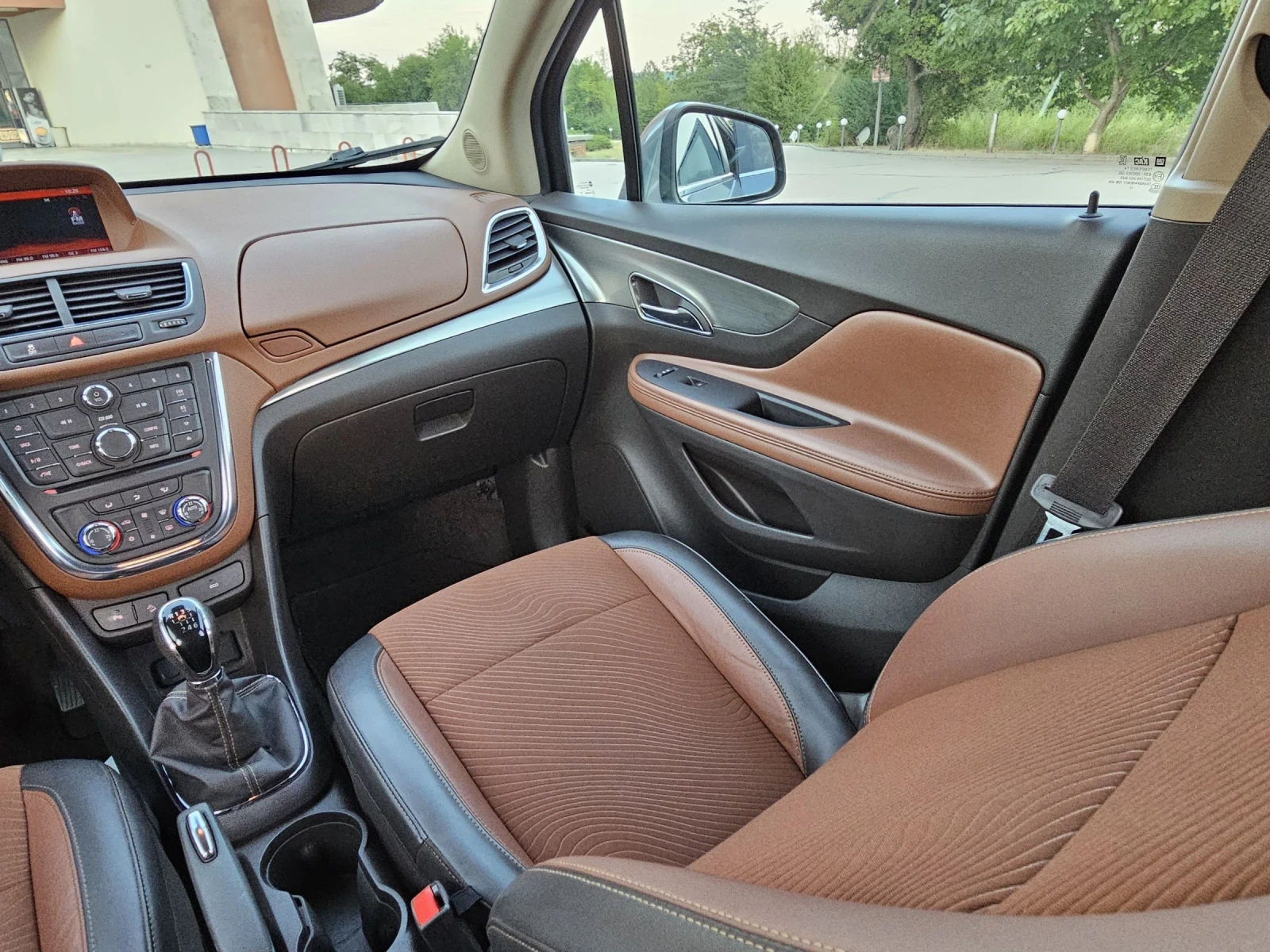 Opel Mokka 4X4 Cosmo, Xenon  - изображение 9