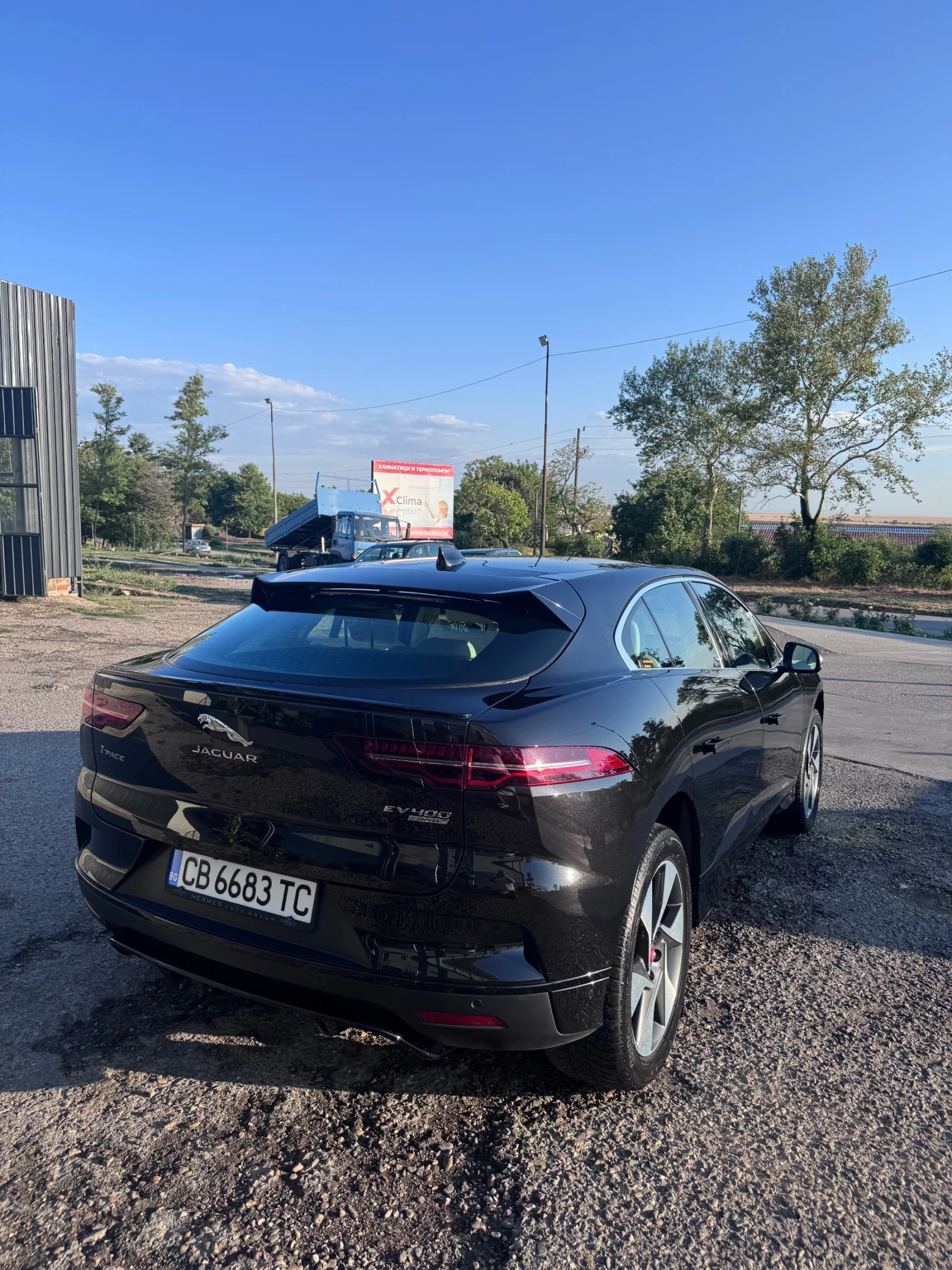 Jaguar I-Pace  - изображение 3