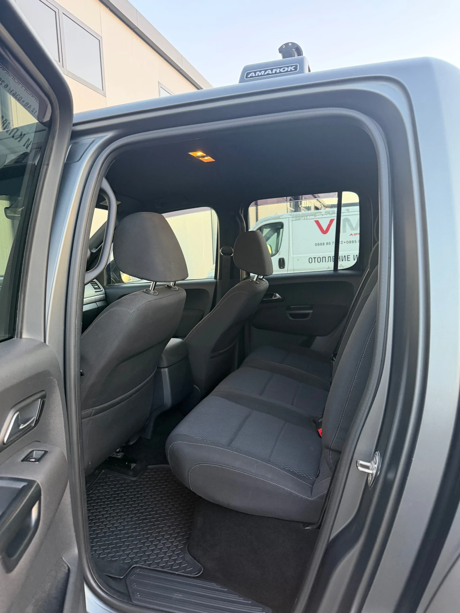 VW Amarok 3.0d V6      | Mobile.bg   9