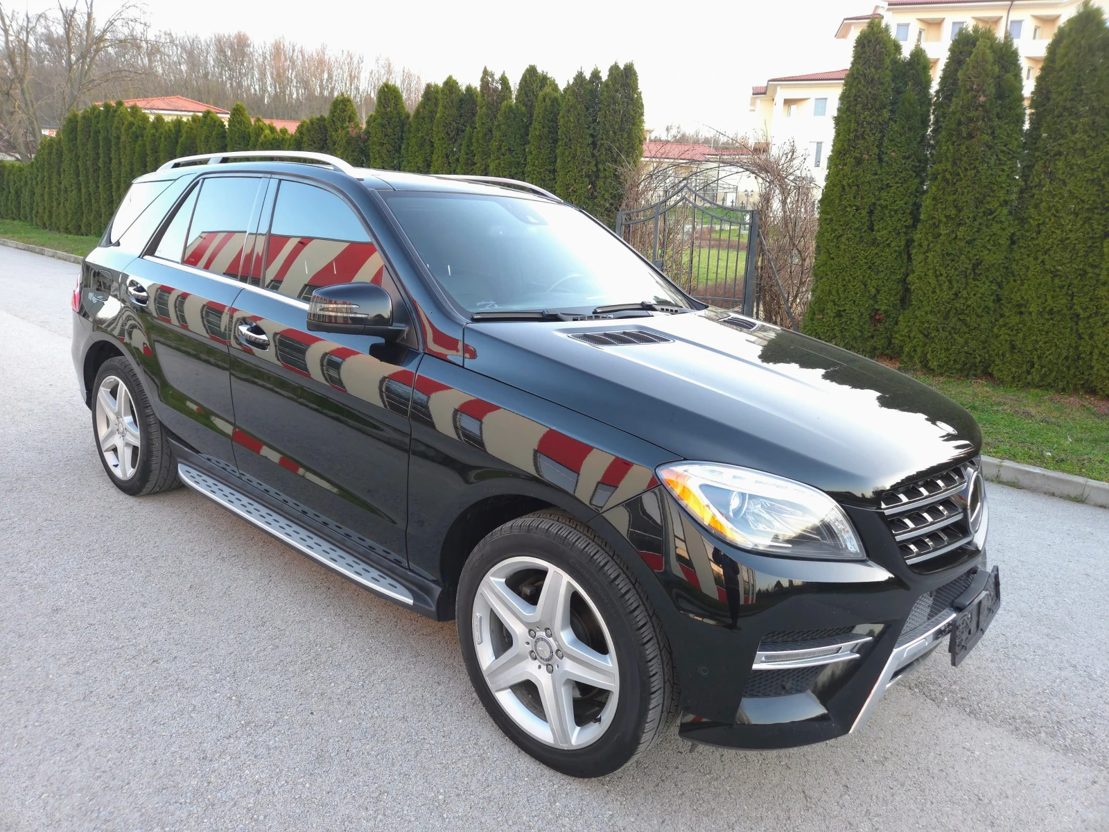 Mercedes-Benz ML 350 4matic  AMG line Реални КМ, снимка 2 - Автомобили и джипове - 54008861