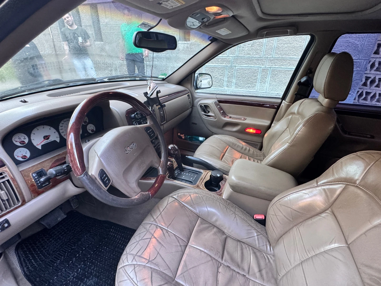 Jeep Grand cherokee 4.7 QUADRA DRIVE, снимка 6 - Автомобили и джипове - 54714445