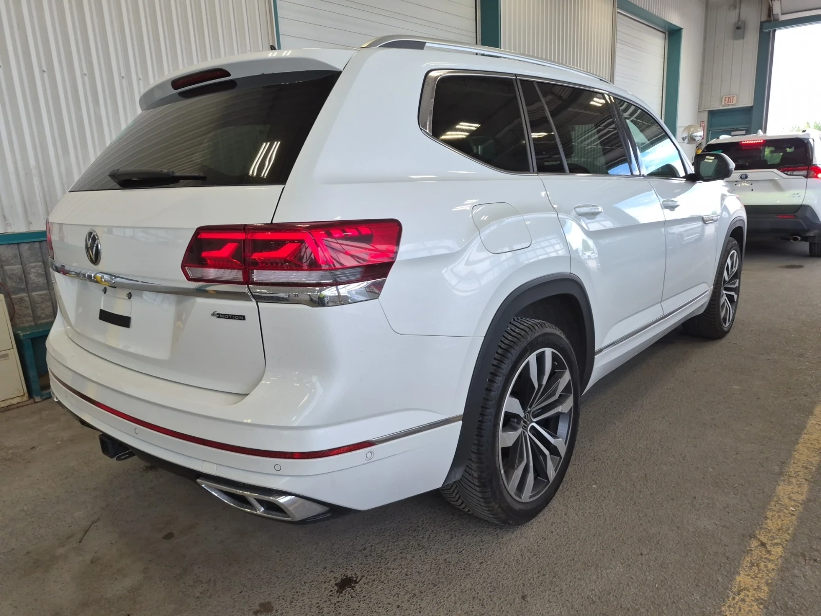 VW Atlas Execline * �������� * ������HA ��� * CARFAX | Mobile.bg � ����������� 3