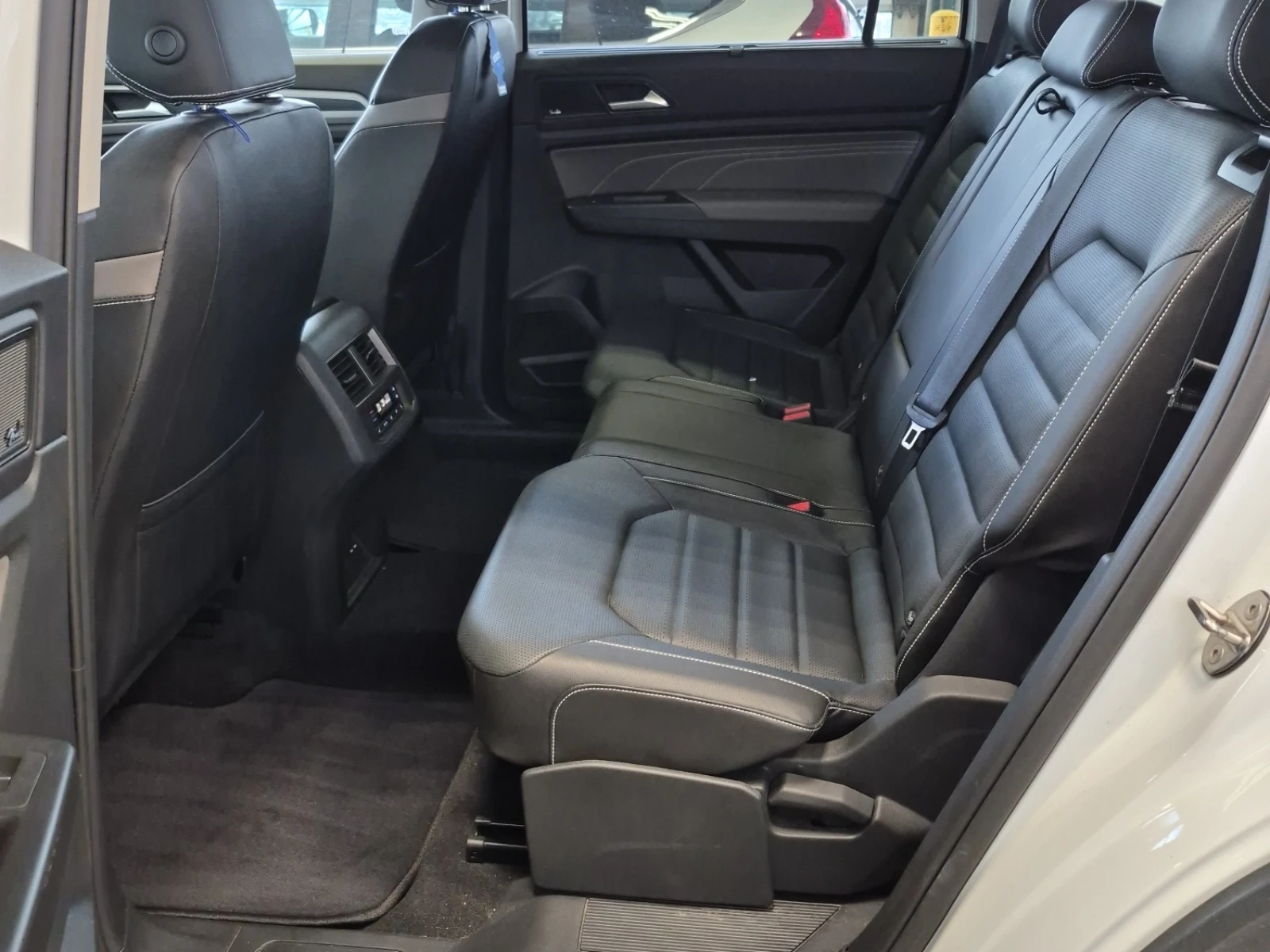 VW Atlas Execline * �������� * ������HA ��� * CARFAX | Mobile.bg � ����������� 9