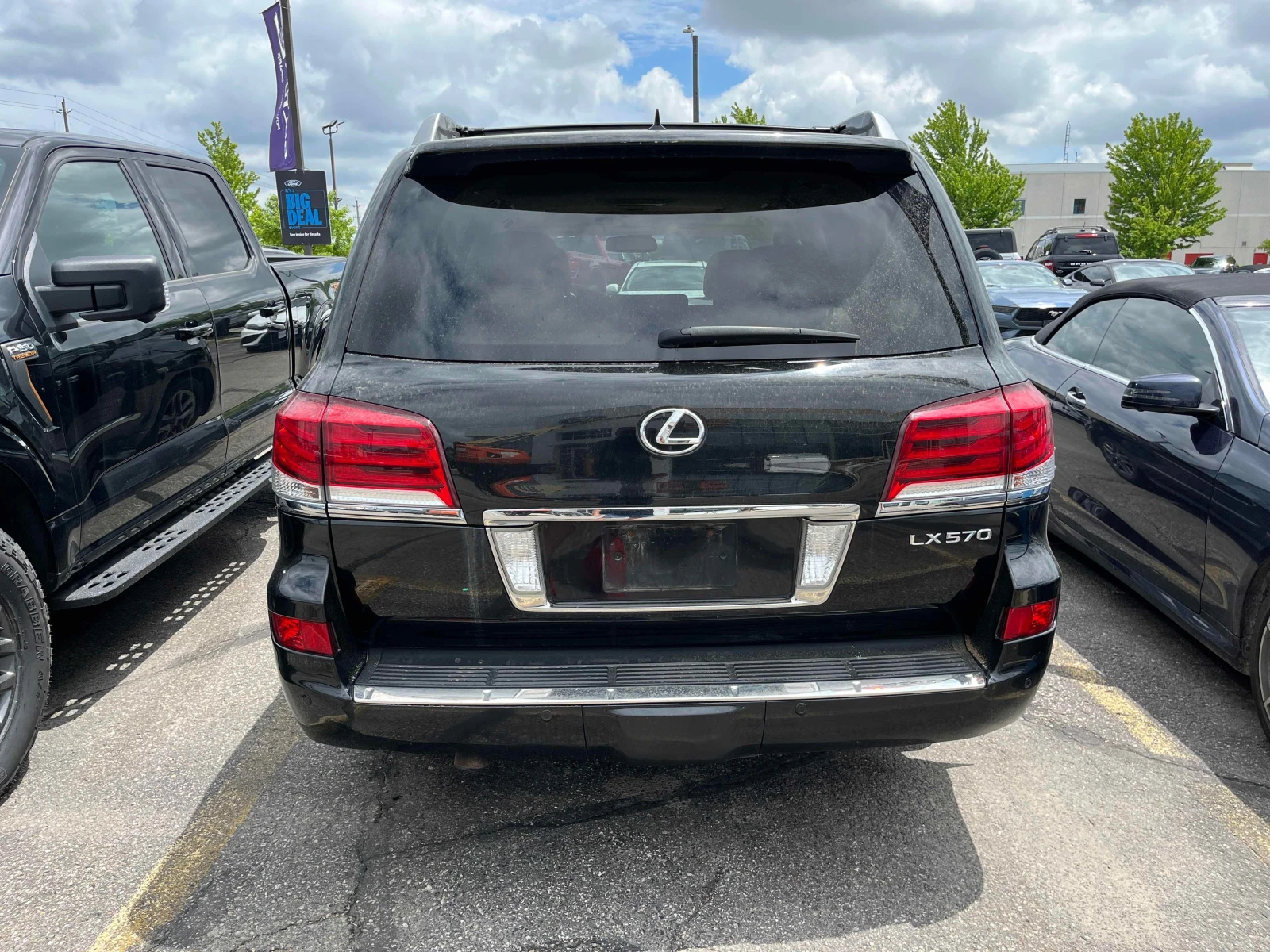 Lexus LX 570 * * CARFAX * * АВТО КРЕДИТ * * , снимка 5 - Автомобили и джипове - 54947001
