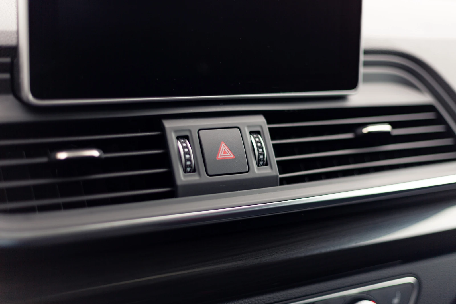Audi Q5 TFSI, снимка 14 - Автомобили и джипове - 55243957