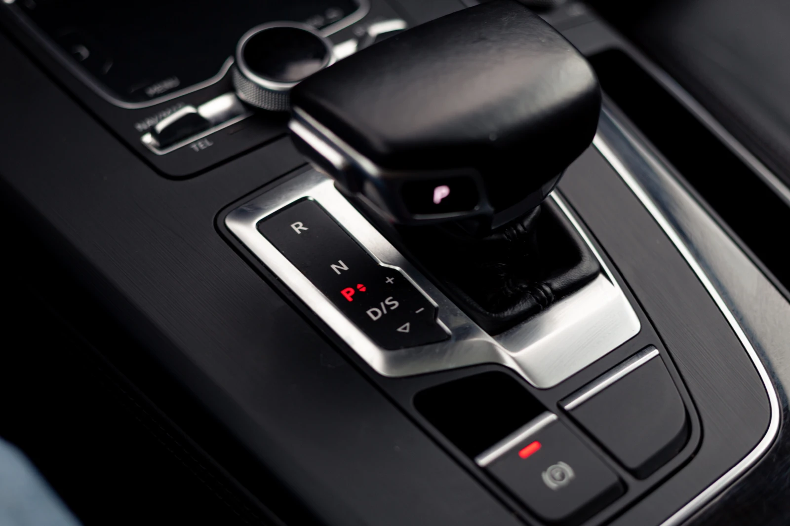 Audi Q5 TFSI, снимка 9 - Автомобили и джипове - 55243957