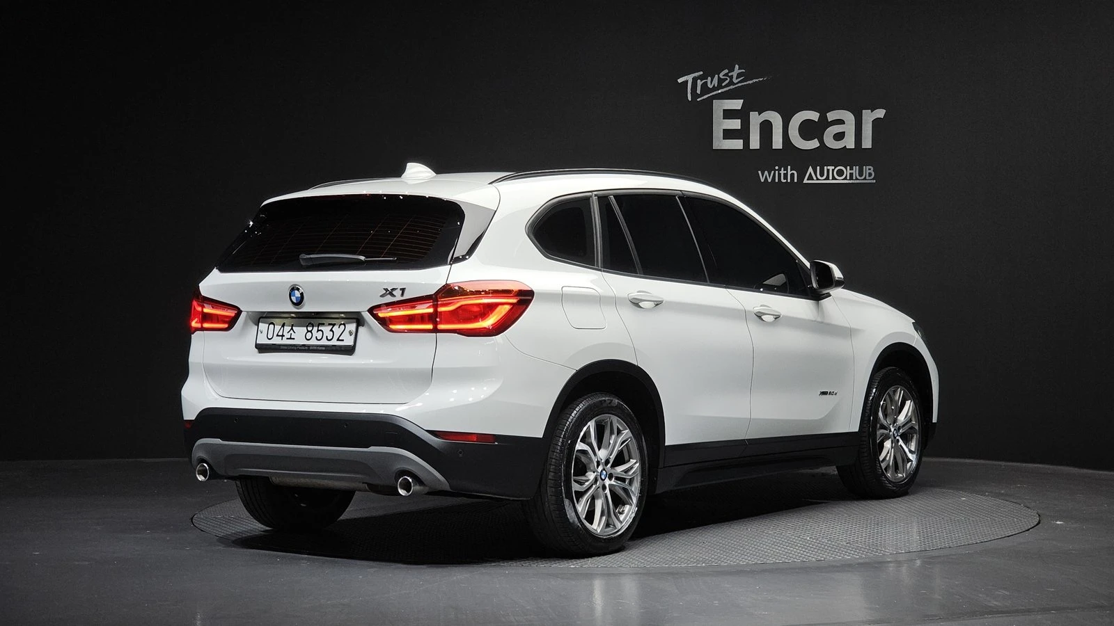 BMW X1 xDrive20d* ЛЮК* KEYLESS* ЕЛ. БАГАЖНИК* КРАЙНА ЦЕНА, снимка 2 - Автомобили и джипове - 55271923