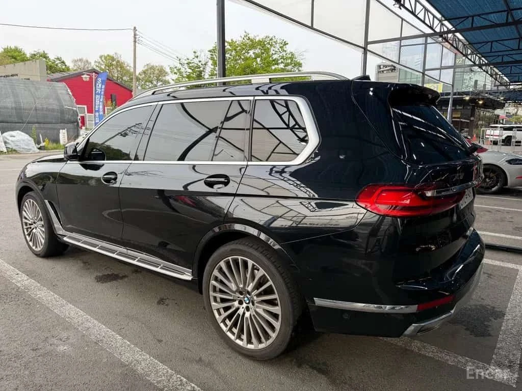 BMW X7 * xDrive 40i Design Pure Excellence 7 Seater * , снимка 5 - Автомобили и джипове - 55558692