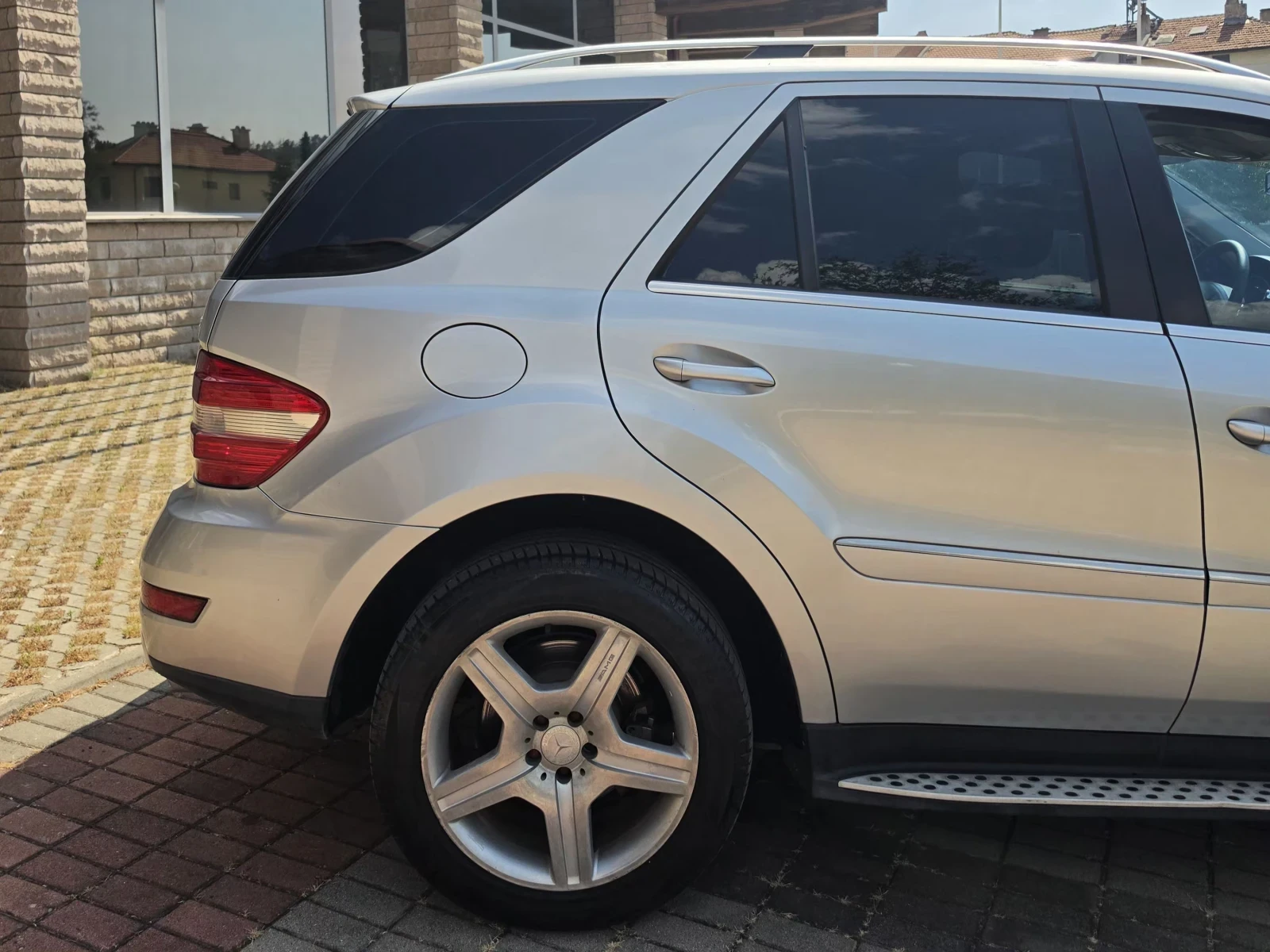 Mercedes-Benz ML 320, снимка 5 - Автомобили и джипове - 55584812