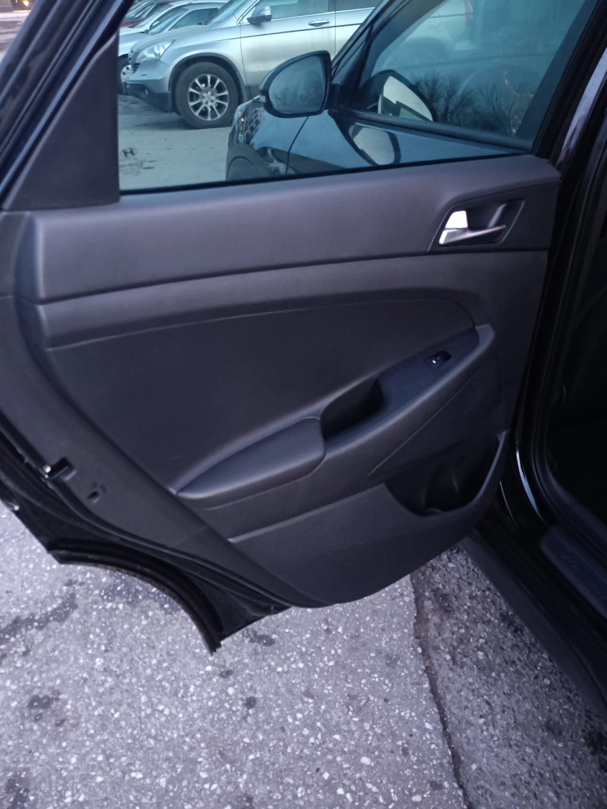 Hyundai Tucson 1.7, NAVI, CAMERA, 6 skorosti | Mobile.bg � ����������� 8