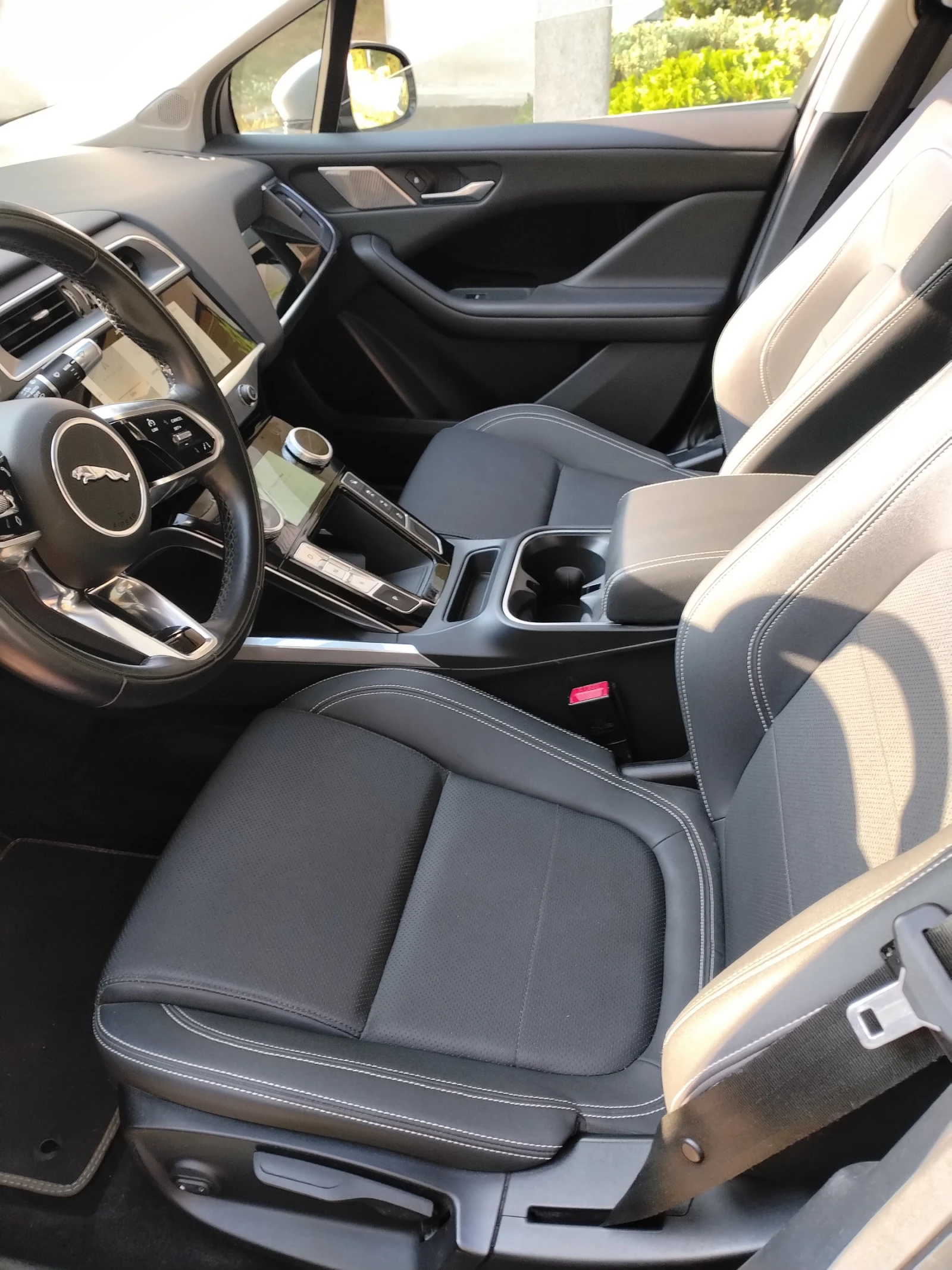 Jaguar I-Pace EV400, снимка 9 - Автомобили и джипове - 55796233